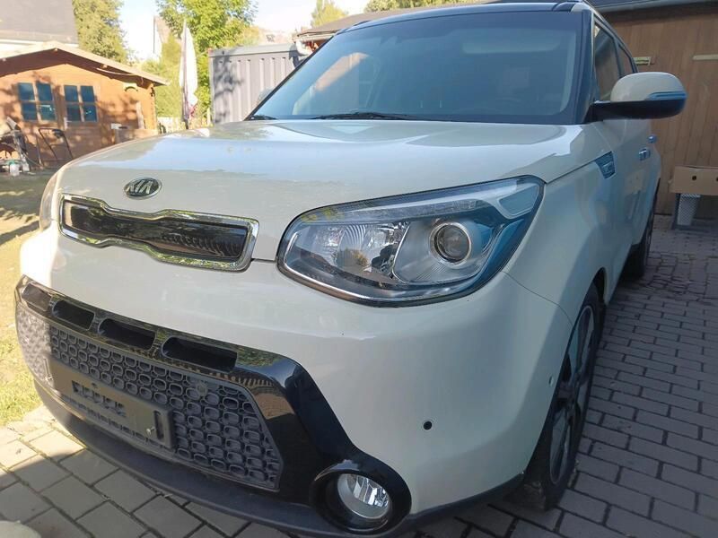 Weiß Gebraucht 2015 Kia Soul 2 SUV | 9.800 € (Fairer Preis) - Bild 1/4