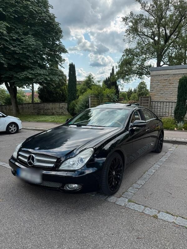 Schwarz Gebraucht 2009 Mercedes CLS500 Limousine | 12.000 € (Fairer Preis) - Bild 1/4