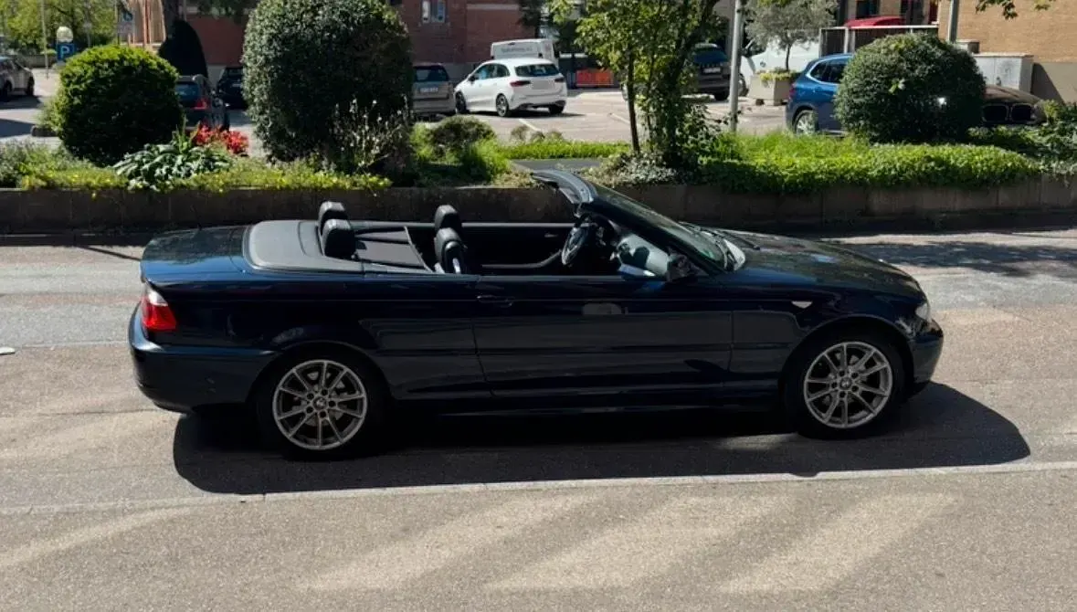 Gebraucht BMW 320 Cabriolet 150 PS (110 kW) 2006 Blau Cabrio