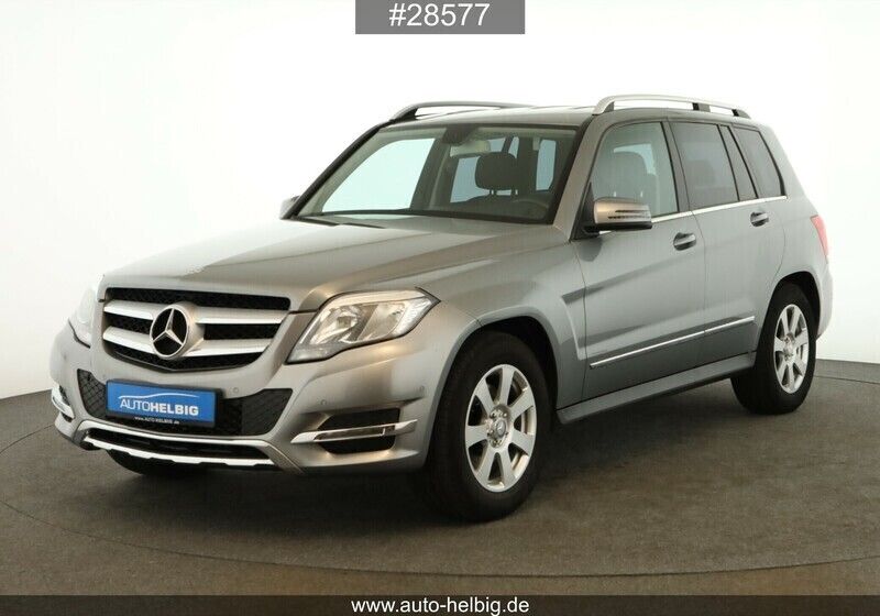 Palladiumsilber metalliclack Gebraucht 2013 Mercedes GLK200 SUV | 16.380 € (Teuer) - Bild 1/4