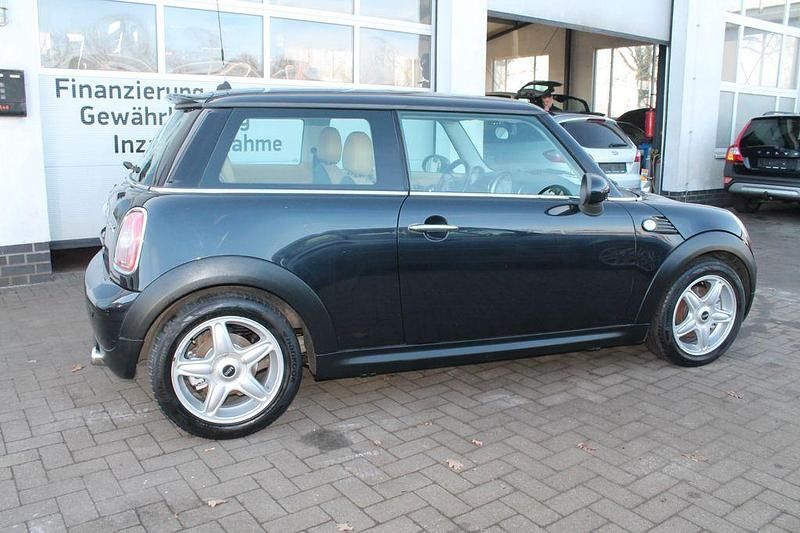 Gebraucht Mini Cooper Chili 120 PS (88 kW) 2007 Schwarz Kleinwagen