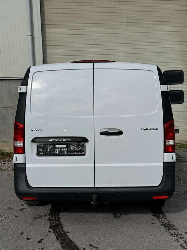 Second-hand Mercedes Vito 136 CP (100 kW) 2023 Alb Van