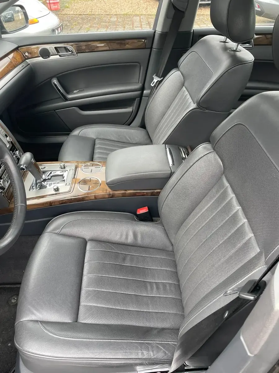 Brugt VW Phaeton 239 HK (175 kW) 2011 Grå Sedan
