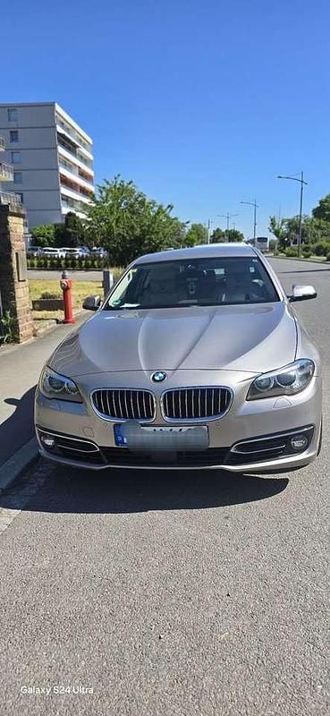 Gebraucht BMW 525 Luxury Line 218 PS (160 kW) 2014 Limousine