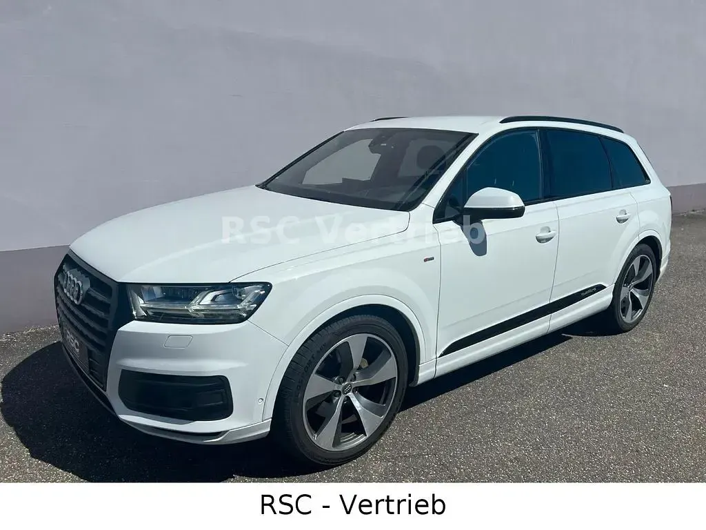Używany Audi Q7 S-Line 272 KM (200 kW) 2016 Biały SUV