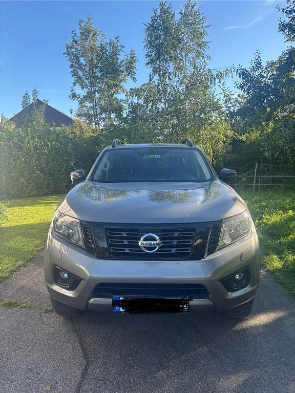 Grau Gebraucht 2021 Nissan Navara N-Guard Abholung | 30.500 € (Fairer Preis) - Bild 1/4