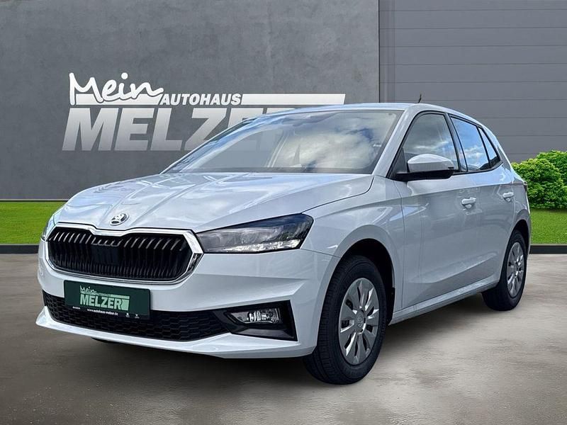 Neu Skoda Fabia Essence 80 PS (58 kW) 2025 Moonweiß Kleinwagen
