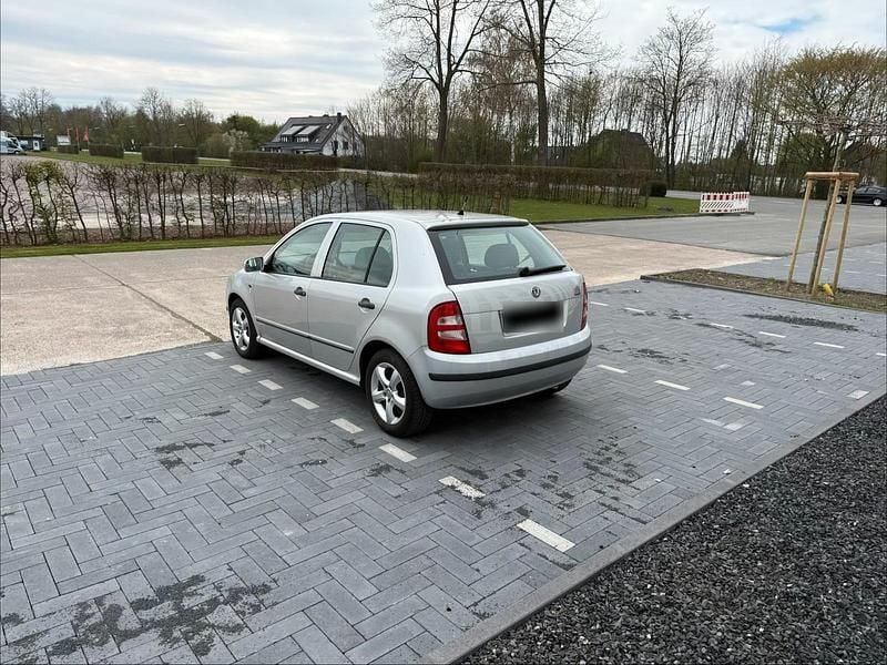 Gebraucht Skoda Fabia Comfort 70 PS (51 kW) 2000 Silber Kleinwagen