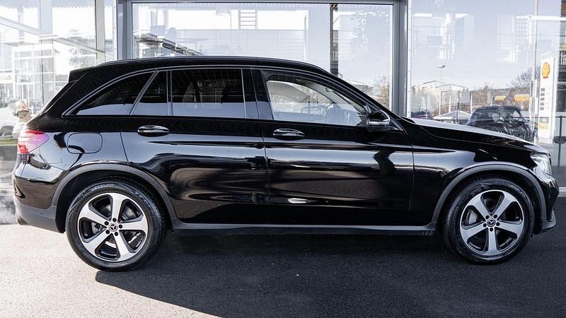 Gebraucht Mercedes GLC220 Night 170 PS (125 kW) 2018 Schwarz SUV