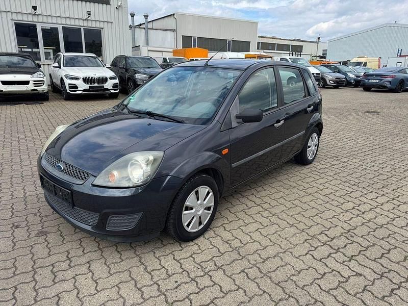 Grau Gebraucht 2008 Ford Fiesta Kleinwagen | 1.990 € - Bild 1/4