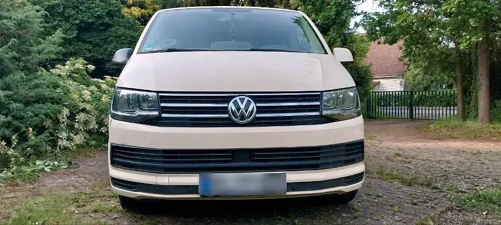 Gebraucht VW Caravelle 150 PS (110 kW) 2016 Beige Van