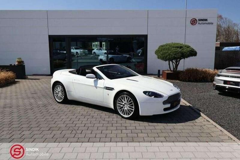 Gebraucht Aston Martin V8 426 PS (313 kW) 2009 Stratus white Coupé