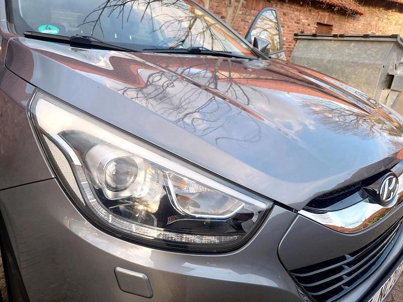 Gebraucht Hyundai ix35 135 PS (99 kW) 2015 Silber SUV