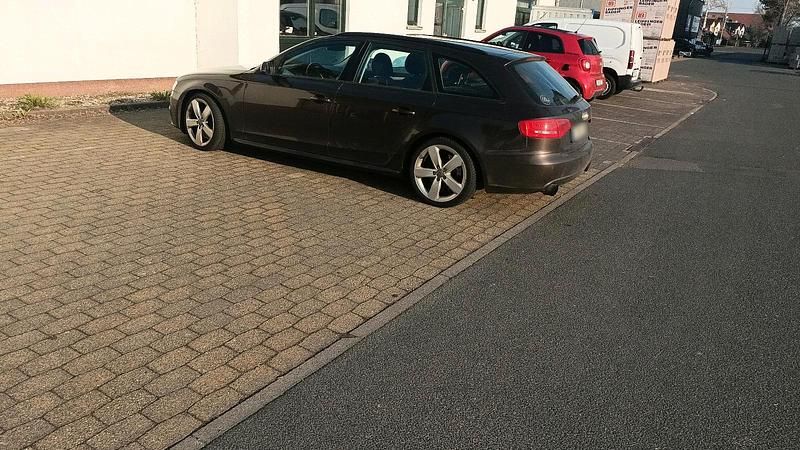 Używany Audi A4 180 KM (132 kW) 2010 Brązowy Kombi
