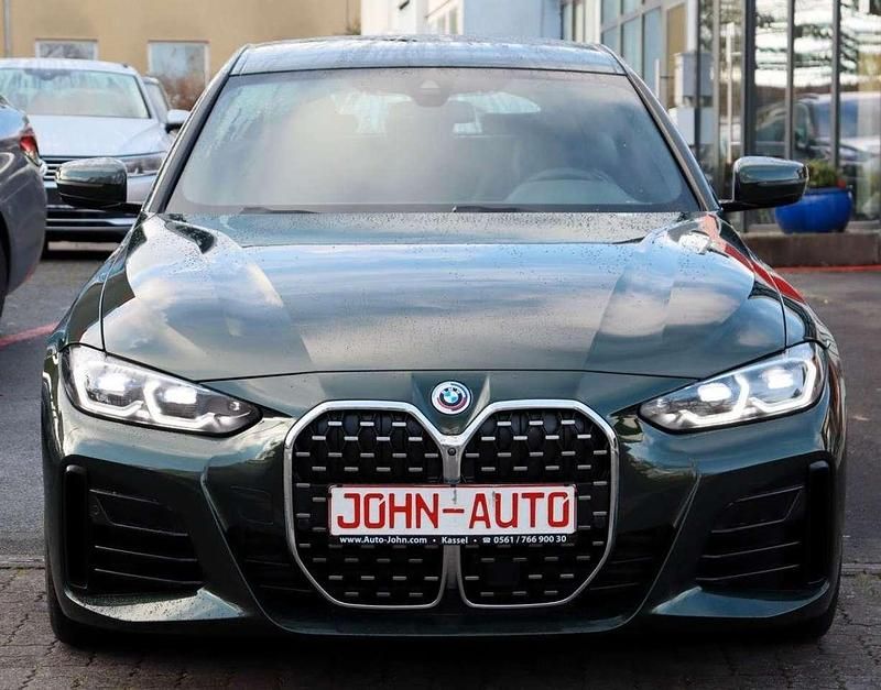 Gebraucht BMW 430 M Sport 245 PS (180 kW) 2022 San remo green Coupé