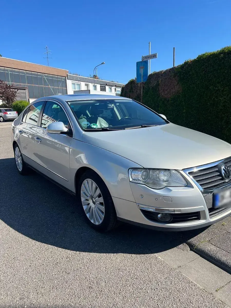 Gebraucht VW Passat Individual 200 PS (147 kW) 2008 Silber Limousine