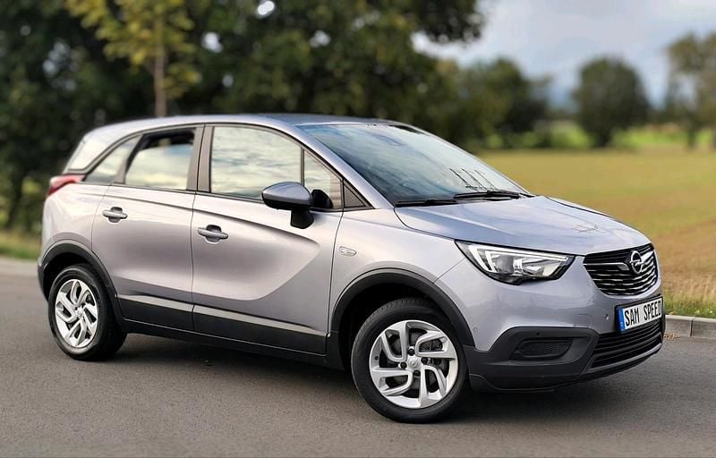 Grau Gebraucht 2019 Opel Crossland X Ultimate SUV | 14.499 € (Superpreis) - Bild 1/4