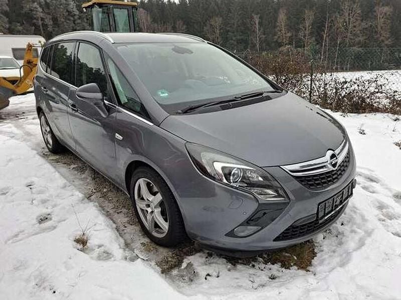 Gebraucht Opel Zafira Tourer Innovation 170 PS (125 kW) 2016 Karbon silber/shiny grey (m2) Van / Kleinbus