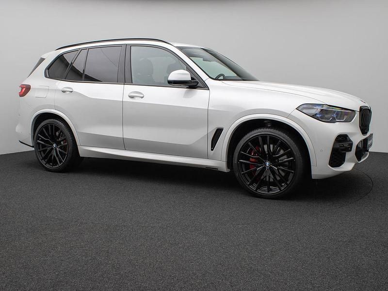 Second-hand BMW X5 Performance 530 CP (389 kW) 2023 Alb SUV