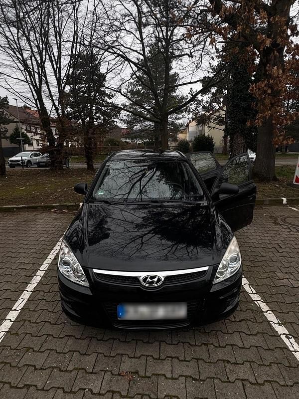 Gebraucht Hyundai i30 2007 Schwarz Kleinwagen