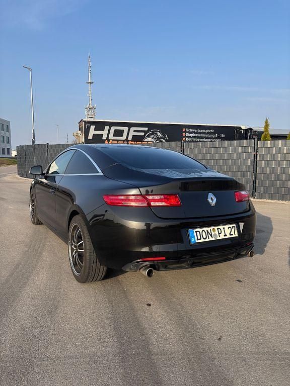 Gebraucht Renault Laguna III 150 PS (110 kW) 2010 Schwarz Coupé