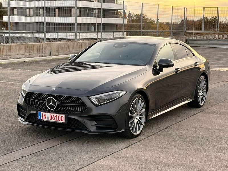 Grau Gebraucht 2018 Mercedes CLS400 AMG line Limousine | 36.800 € (Guter Preis) - Bild 1/4