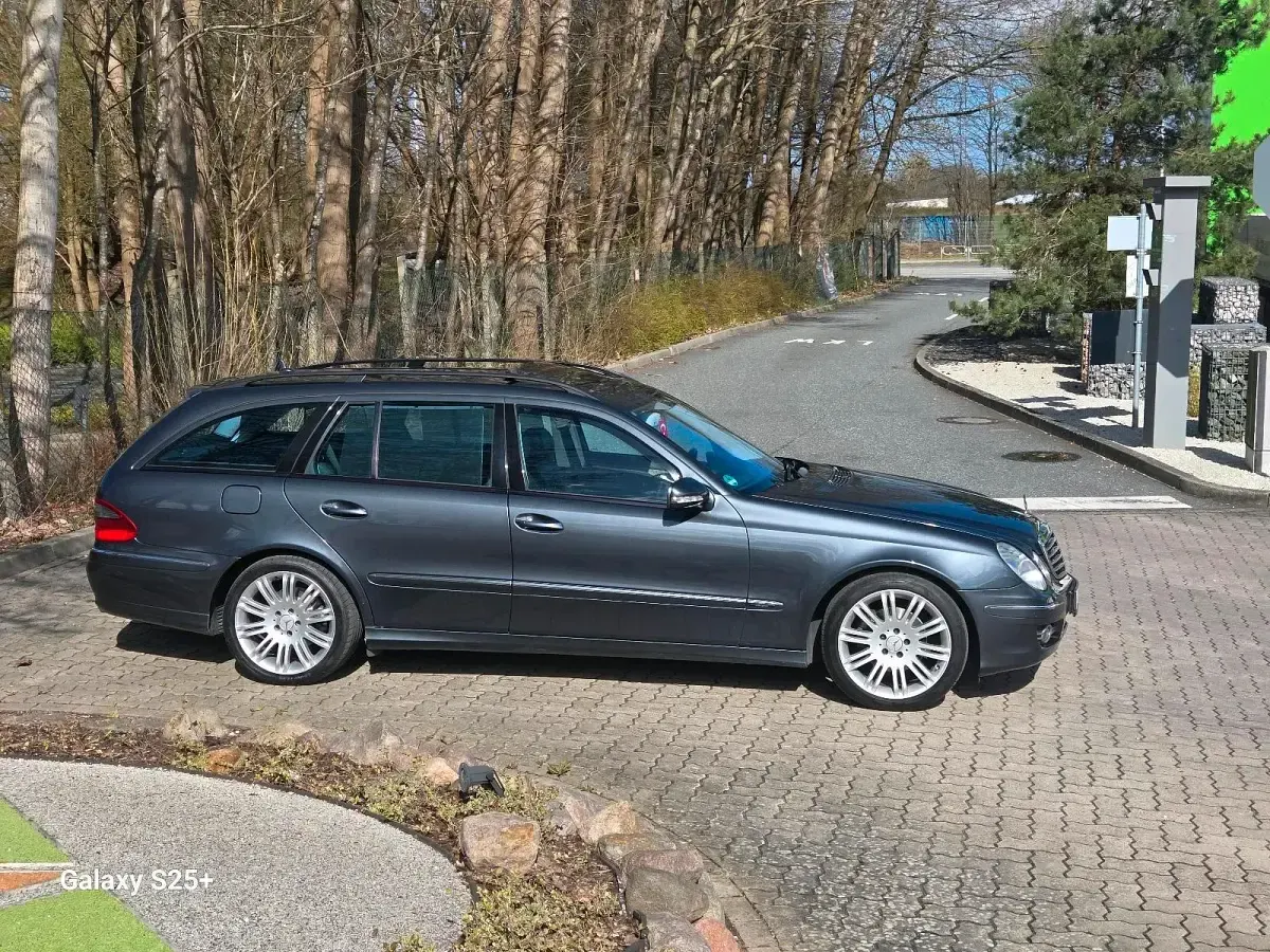 Gebraucht Mercedes E280 Sport 190 PS (139 kW) 2008 Grau Kombi