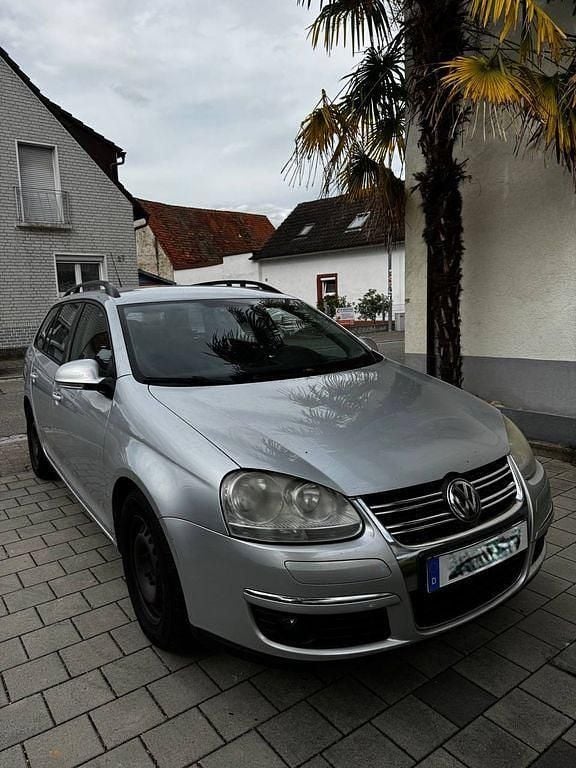 Silber Gebraucht 2007 VW Golf V Trendline Kombi | 2.799 € (Fairer Preis) - Bild 1/4