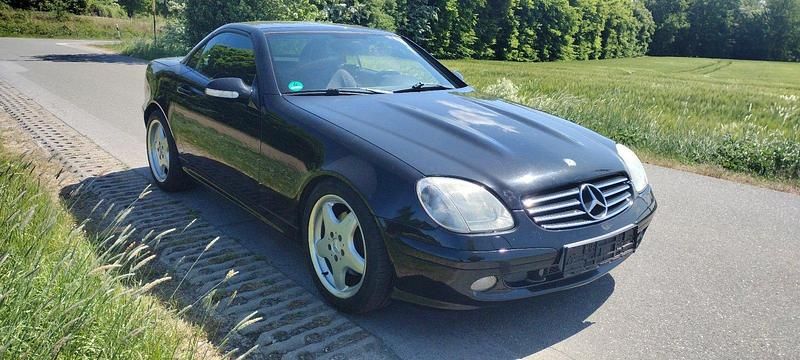 Gebraucht Mercedes SLK320 218 PS (160 kW) 2000 Schwarz Cabrio