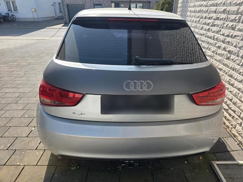 Gebraucht Audi A1 120 PS (88 kW) 2010 Silber Kleinwagen