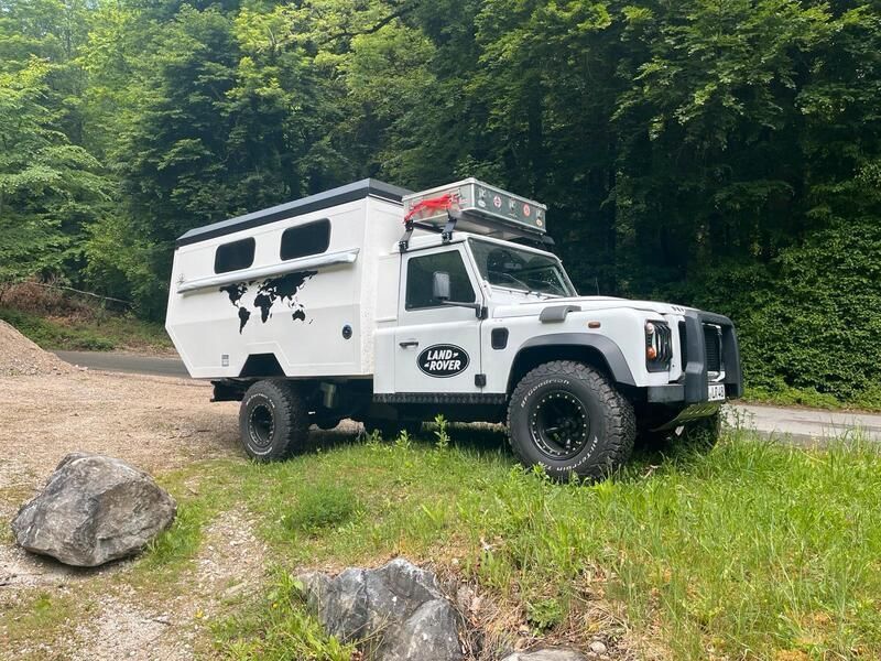 Weiß Gebraucht 2012 Land Rover Defender SUV | 75.000 € - Bild 1/4
