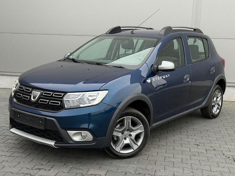 Gebraucht Dacia Sandero Stepway 73 PS (53 kW) 2019 Blau Kombi
