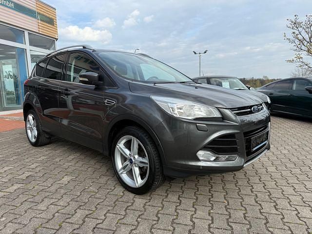 Second-hand Ford Kuga Titanium 150 CP (110 kW) 2015 Gri SUV