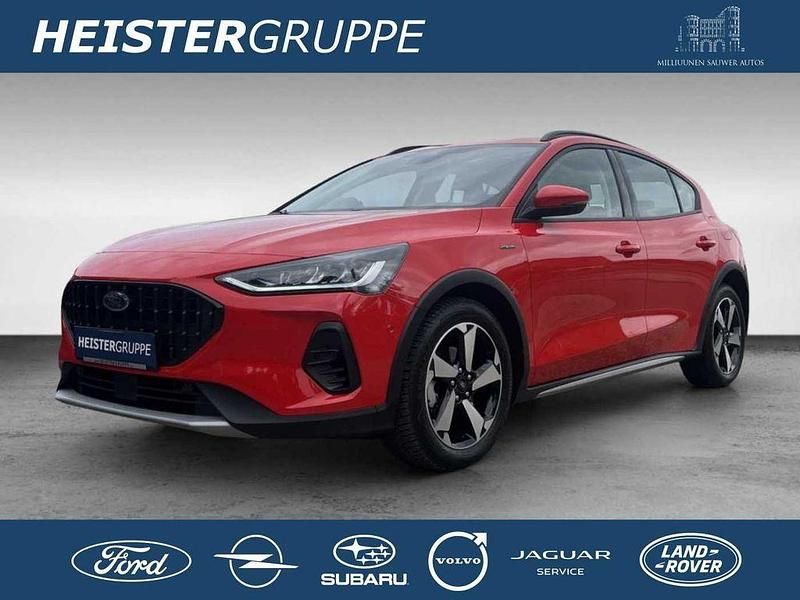 Rot (racerot) Gebraucht 2024 Ford Focus Active Limousine | 22.890 € (Guter Preis) - Bild 1/4