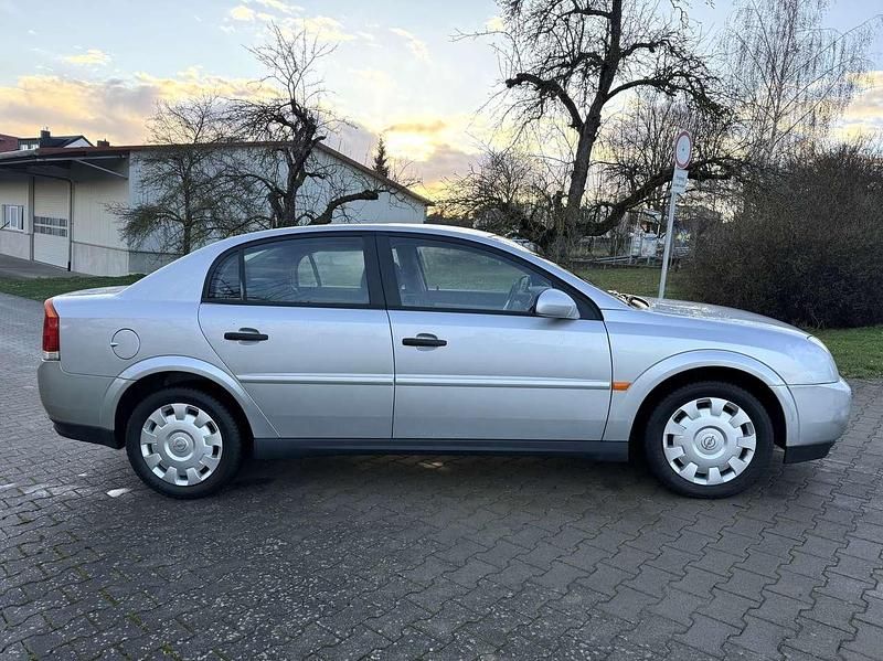 Gebraucht Opel Vectra Elegance 125 PS (91 kW) 2004 Silber Limousine
