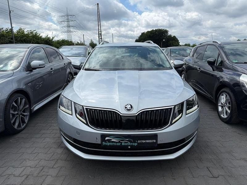 Silber Gebraucht 2019 Skoda Octavia Style Kombi | 10.500 € (Guter Preis) - Bild 1/4
