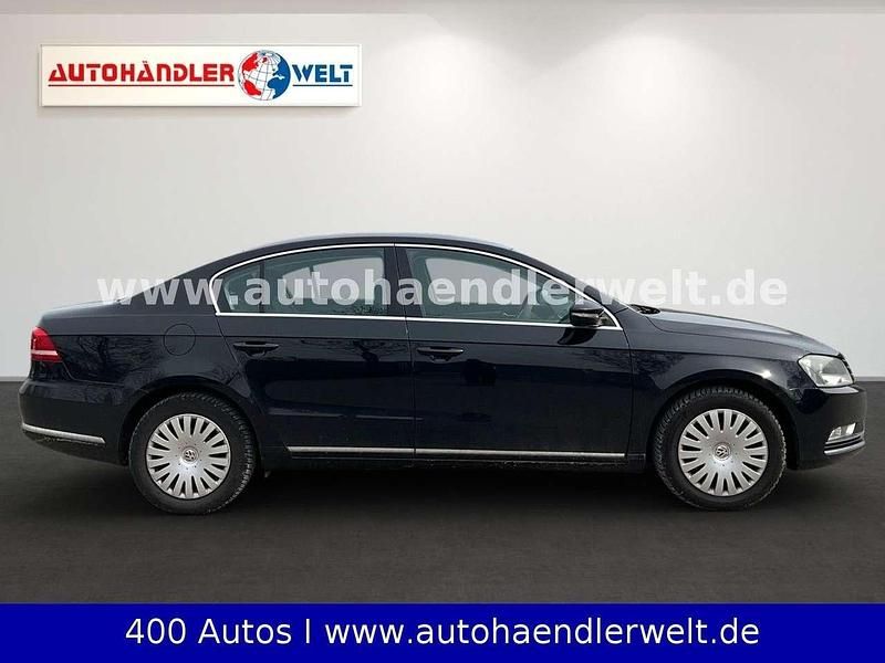 Gebraucht VW Passat Comfortline 122 PS (89 kW) 2013 Schwarz Limousine