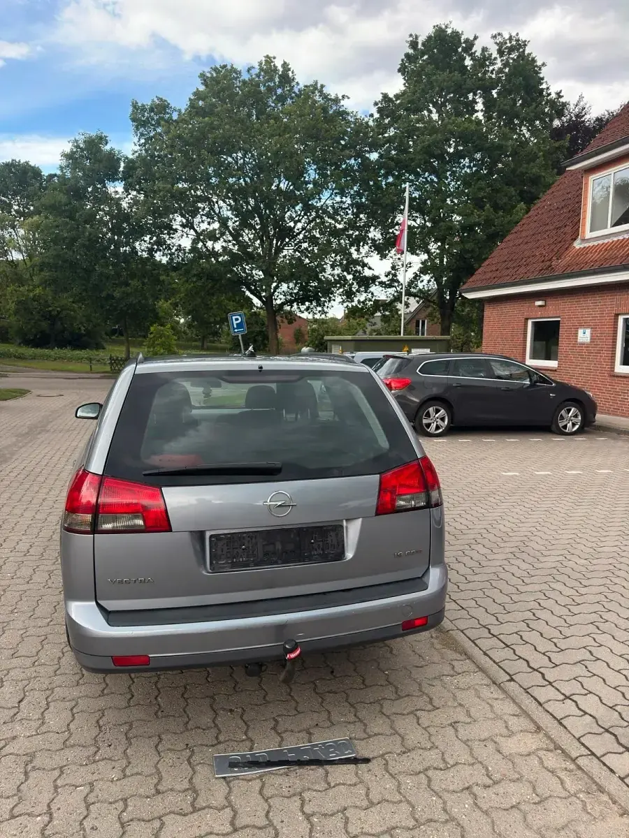 Gebraucht Opel Vectra 150 PS (110 kW) 2005 Grau Kombi