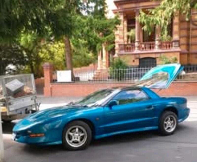 Blau Gebraucht 1994 Pontiac Trans Am | 16.000 € - Bild 1/4