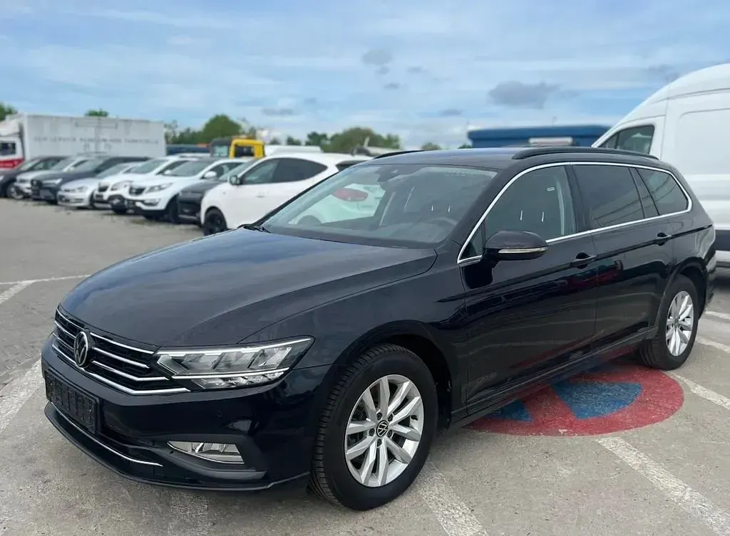 Second-hand VW Passat Business 150 CP (110 kW) 2021 Negru Break