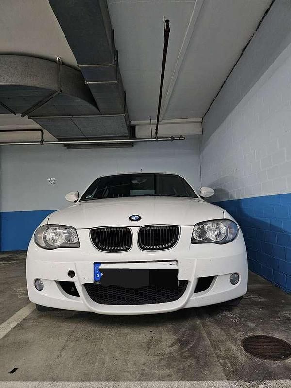 Gebraucht 2010 BMW 118 Sport Line Kleinwagen | 4.500 € (Fairer Preis) - Bild 1/4