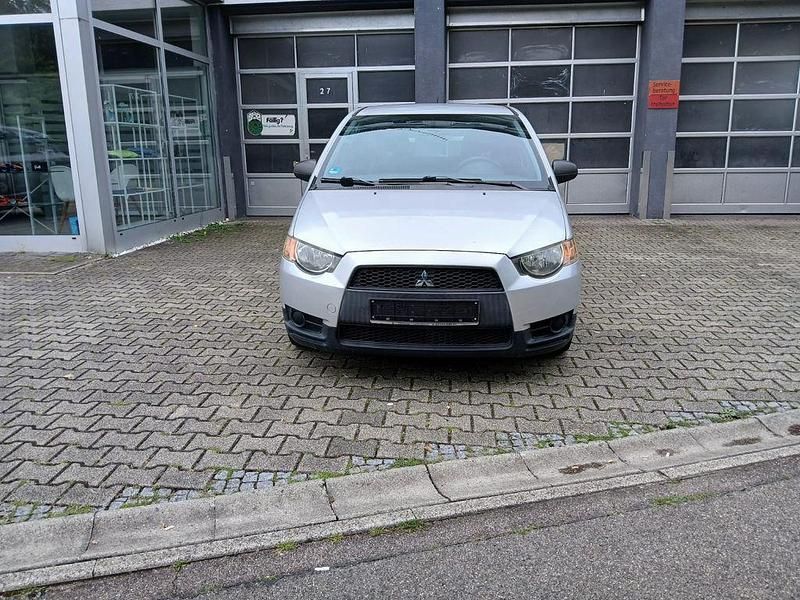 Gebraucht 2010 Mitsubishi Colt Inform Limousine | 2.700 € (Fairer Preis) - Bild 1/4
