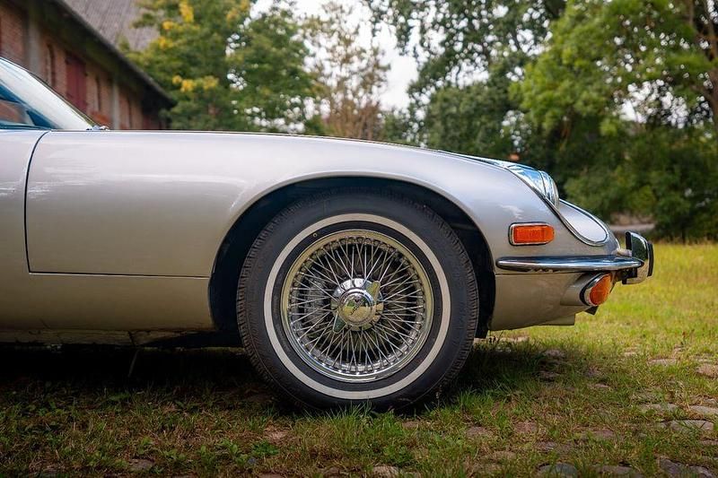 Gebraucht Jaguar E-Type 265 PS (194 kW) 1974 Silber Cabrio