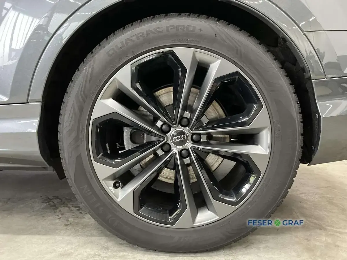 Gebraucht Audi Q7 S-Line 286 PS (210 kW) 2025 Daytonagrau perleffekt SUV
