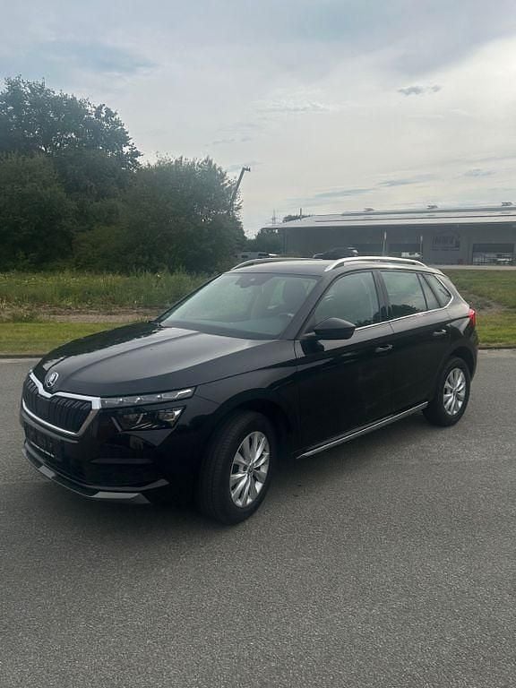 Schwarz Gebraucht 2020 Skoda Kamiq Style SUV | 19.500 € (Guter Preis) - Bild 1/4