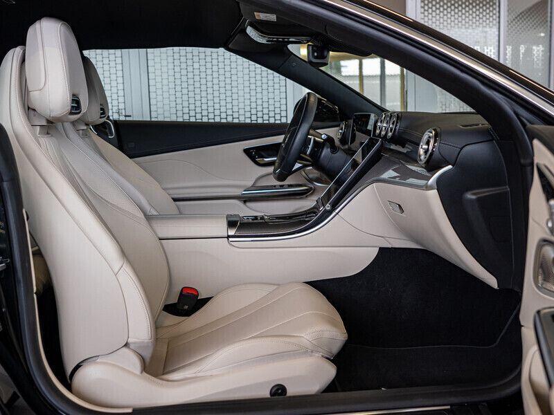 Gebraucht Mercedes CLE450 Premium Plus 381 PS (280 kW) 2024 Schwarz Cabrio
