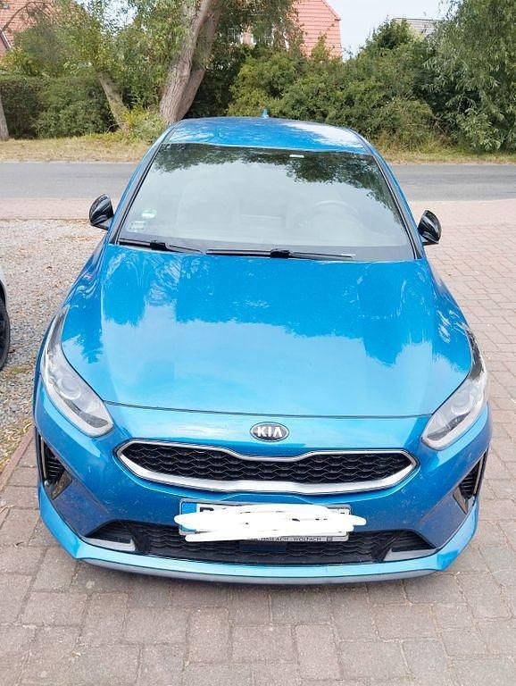 Schwarz Gebraucht 2019 Kia ProCeed GT-Line Kleinwagen | 14.500 € (Guter Preis) - Bild 1/4