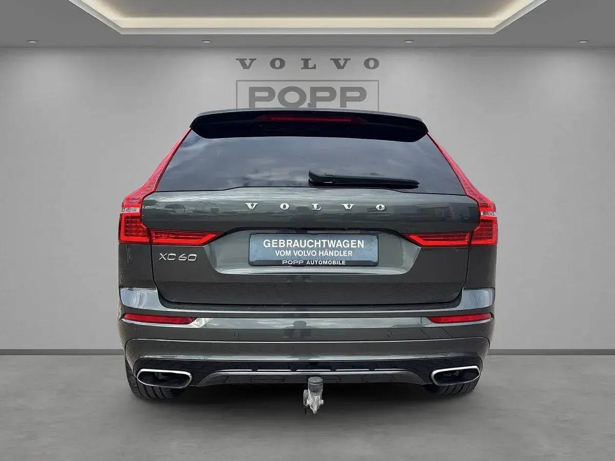Gebraucht Volvo XC60 145 PS (106 kW) 2020 SUV