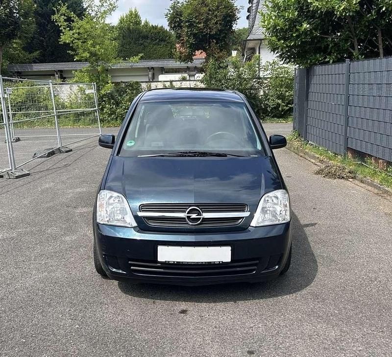 Dunkelgrün Gebraucht 2005 Opel Meriva Basis Van / Kleinbus | 1.950 € (Fairer Preis) - Bild 1/4