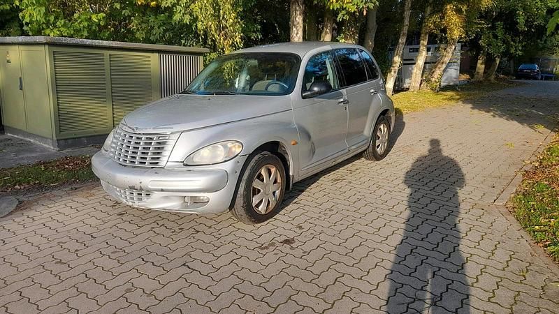 Silber Gebraucht 2005 Chrysler PT Cruiser Limousine | 350 € - Bild 1/2